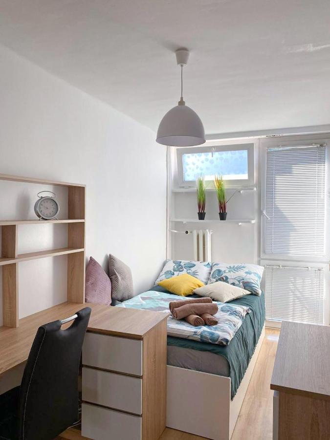 Bright Room №3 Grzybowska 9 Варшава Екстер'єр фото