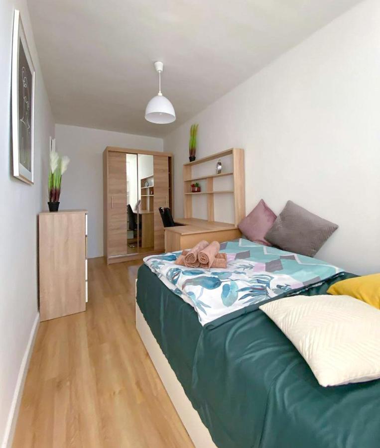 Bright Room №3 Grzybowska 9 Варшава Екстер'єр фото